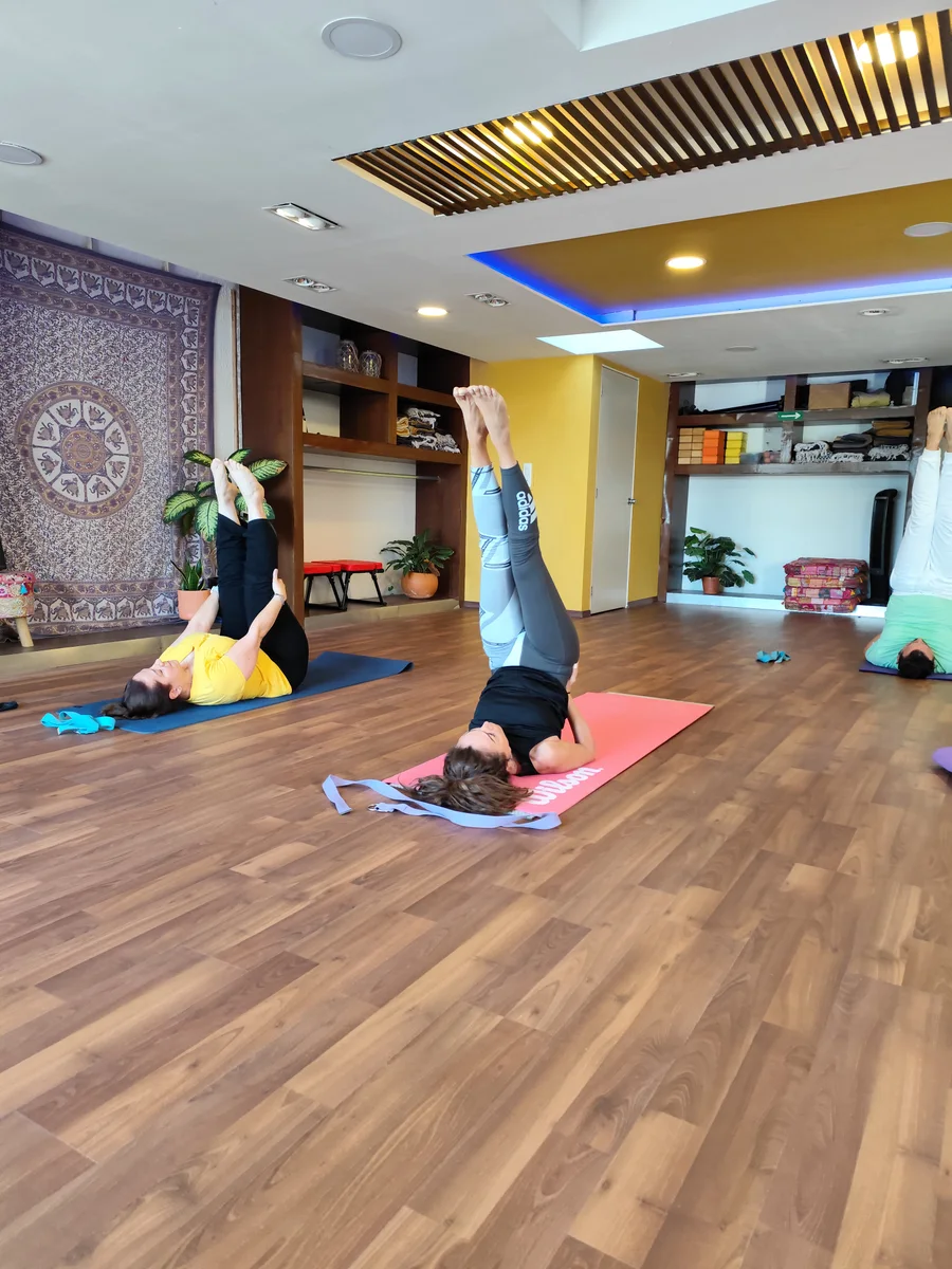 Sala principal de práctica en Prana Yoga Room